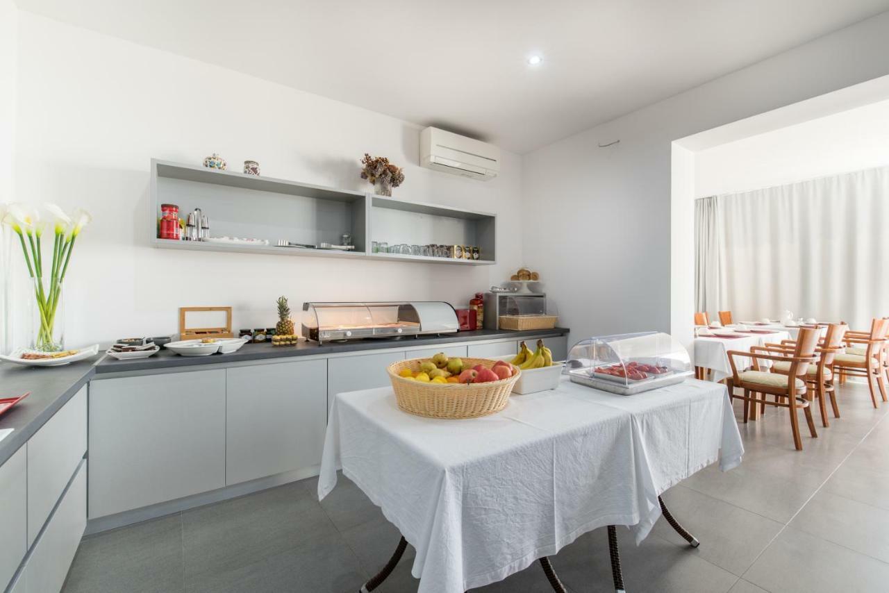 Beach Guesthouse Mediteran โปดสตรานา ภายนอก รูปภาพ