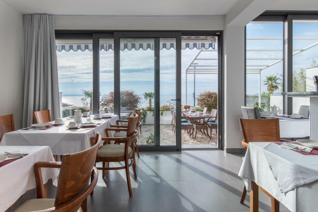 Beach Guesthouse Mediteran โปดสตรานา ภายนอก รูปภาพ